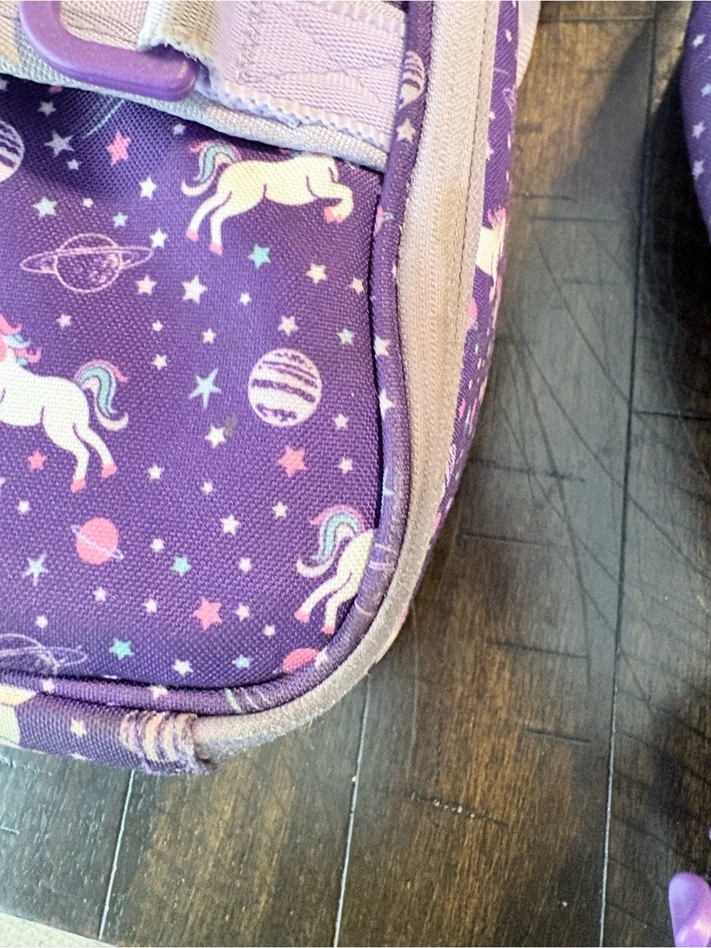 Bentgo purple unicorn